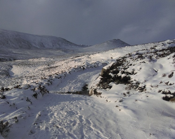 Lochnagar snowy path